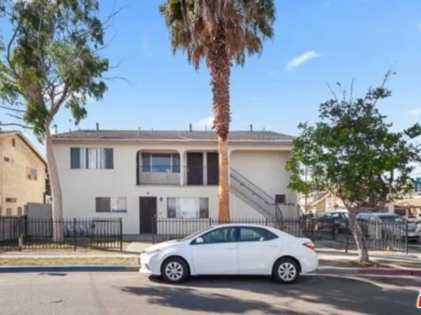 943 N Washington Pl, Long Beach, CA 90813