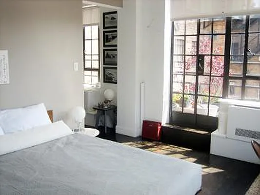 Sold by Corcoran | media 19