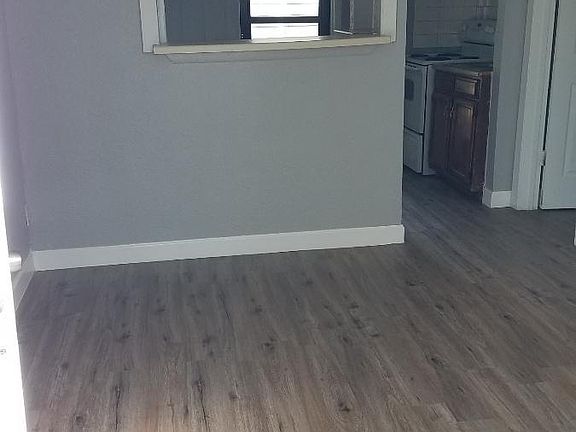 3rd image of 1208 Woolfe St #A