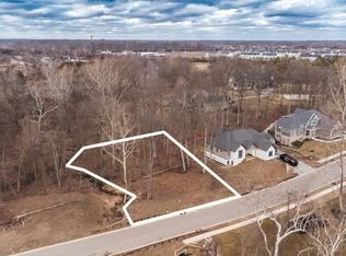 10710 Dartmoor Way, Zionsville, IN 46077