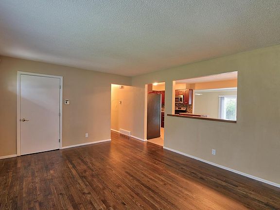 5th image of 4802 Northtowne Blvd