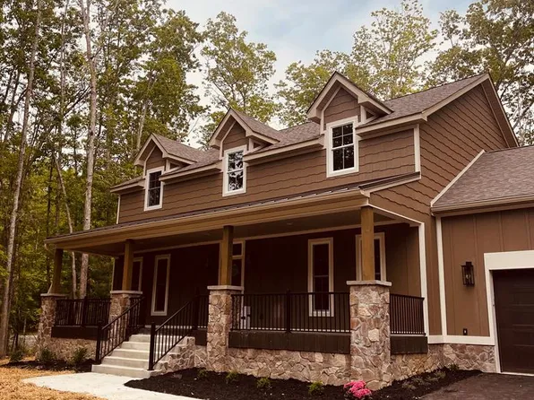 128 William Pl, Daniels, WV 25832
