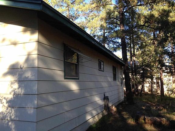 3rd image of 1939 W Grove Dr