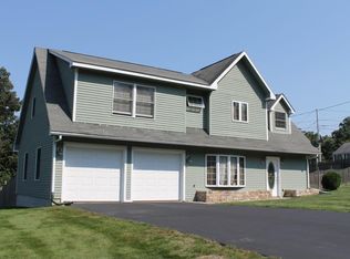 47 Sean Dr, Northbridge, MA 01534