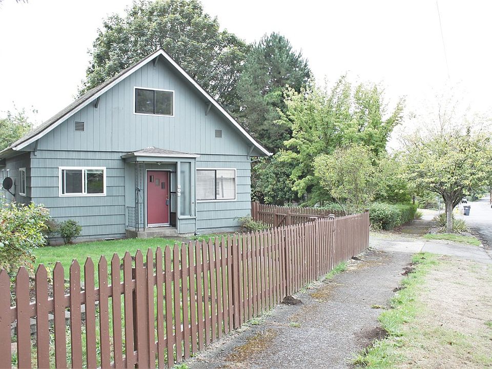 1st image of 809 W Wynooche Ave