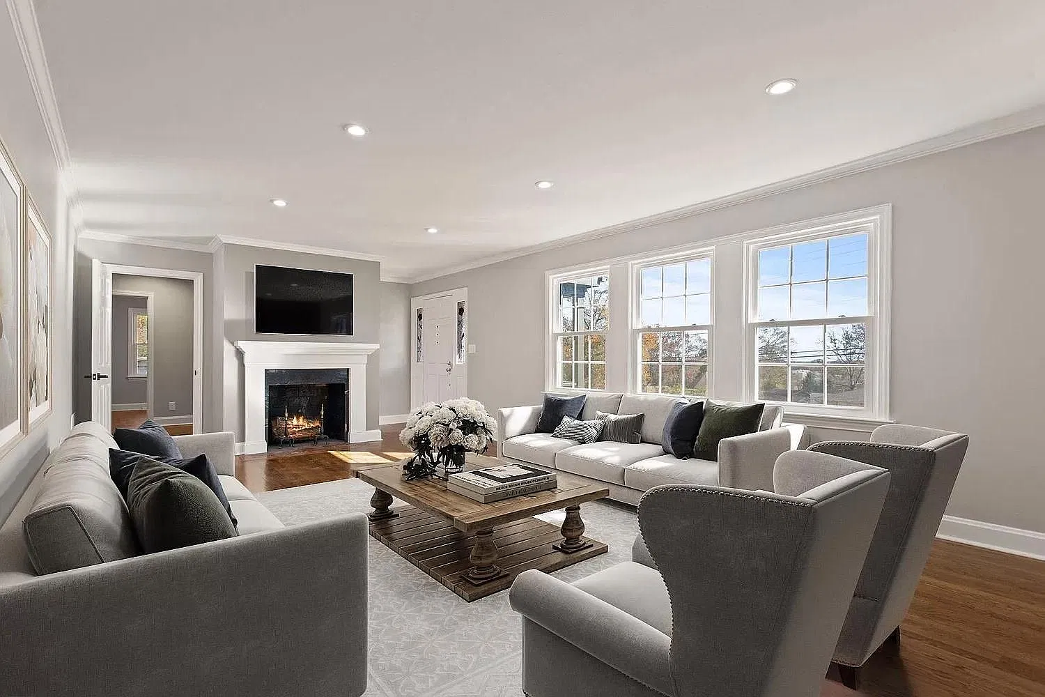4 bed, 3000 sqft, $2,400 — Photo 4