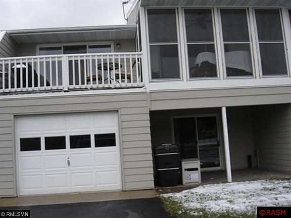3rd image of 6109G Shamrock Dr