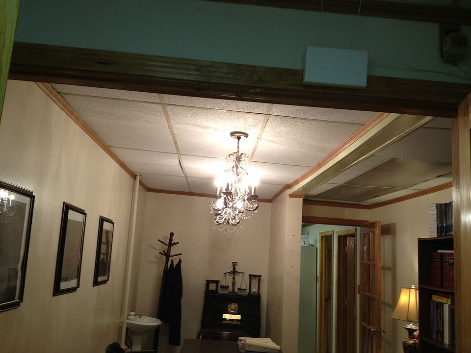 1st image of 516 Essex St