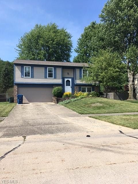 1st image of 8864 Fairlane Dr