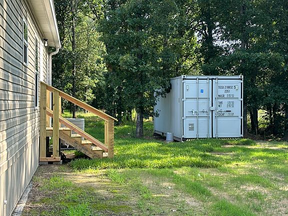 3rd image of 30 Addie Ln