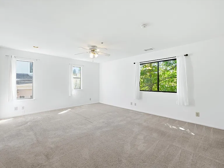 264 W California Ave #C — Photo 11