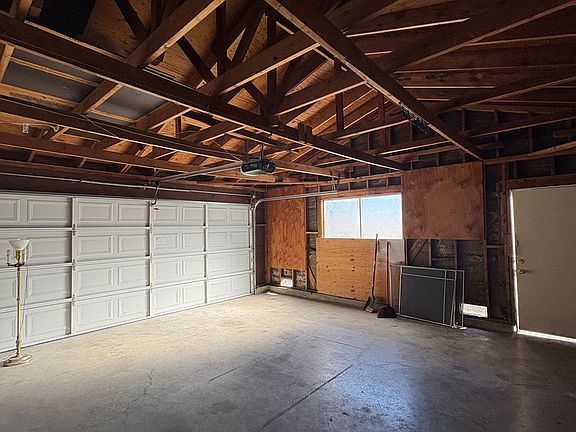 2nd image of 1075 Cortez Ct