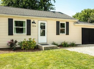 1016 Rosewood Dr, Cedar Falls, IA 50613