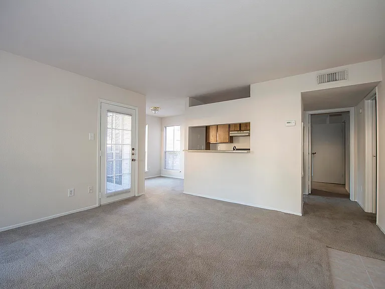2911 Sycamore Springs Dr — Photo 29