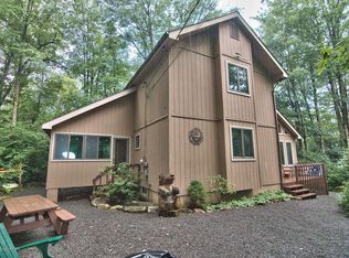5534 Cornflower Ct, Pocono Pines, PA