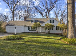 22 Laurel Rd, Essex, CT 06426