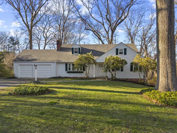 22 Laurel Road, Essex, CT 06426