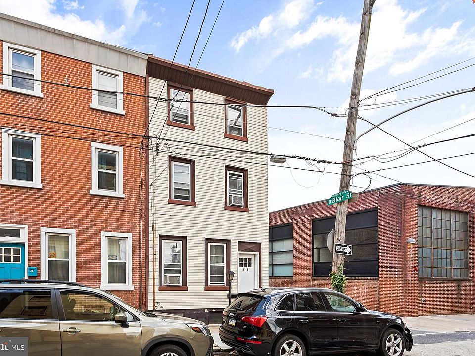 1st image of 18 E Columbia Ave