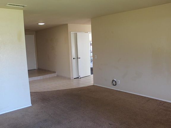 2nd image of 1316 Woodland Ct