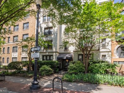 1726 17th St NW APT 203, Washington, DC, 20009