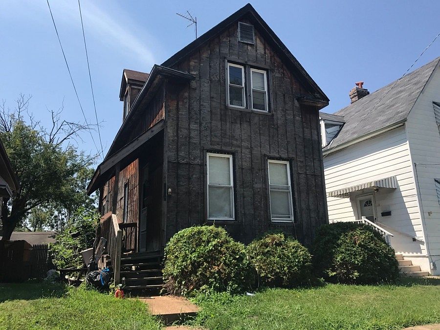1st image of 3934 Schiller Pl