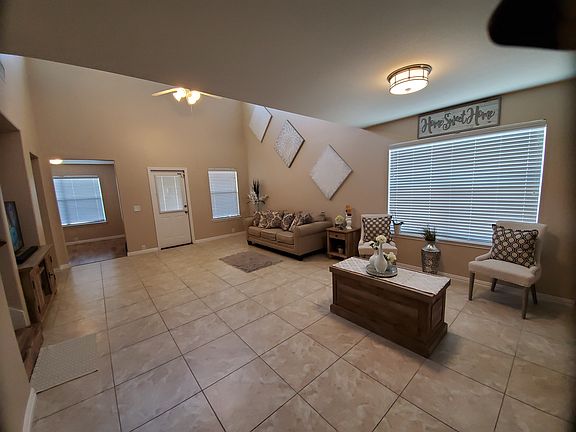 4th image of 2617 Avenel Ct