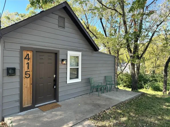 415 N Cherry St, Olathe, KS 66061
