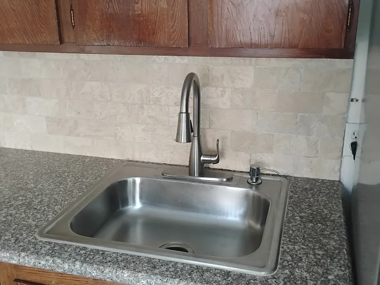 470 E Angeleno Ave — Photo 22