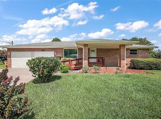 11824 Watts Ct, Tavares, FL 32778