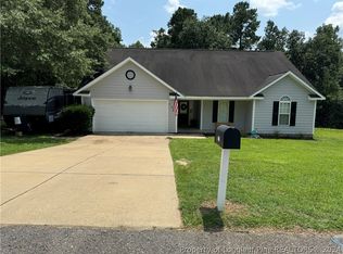 121 Jefferson Dr, Raeford, NC 28376