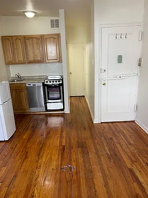 Rented by Compass | media 8