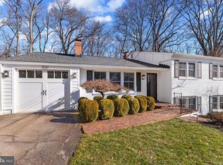 1130 Cameron Rd, Alexandria, VA 22308