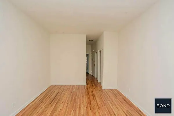 Rented by Bond New York | media 3