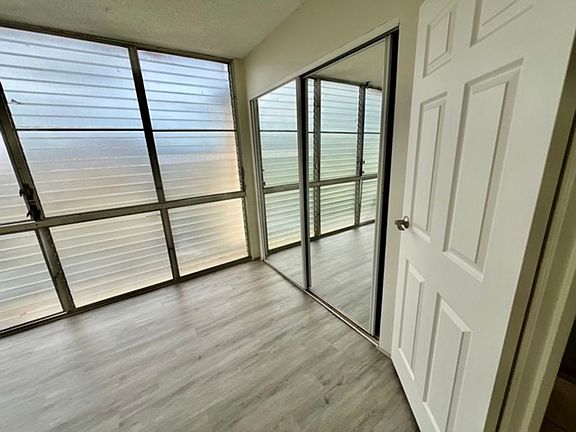 4th image of 95-2057 Waikalani Pl #406