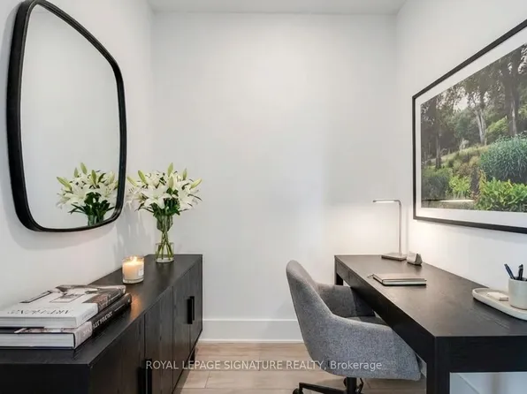 11 Yorkville Ave #2310, Toronto, ON M4W 0B7