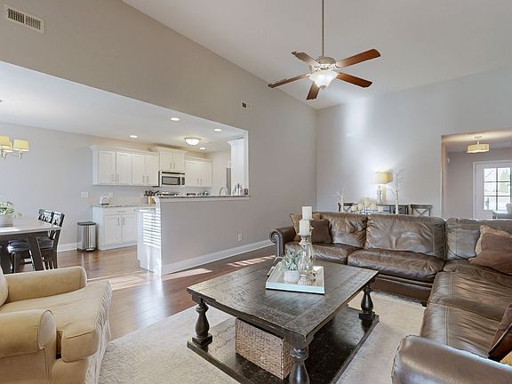 5th image of 2196 Killington Dr
