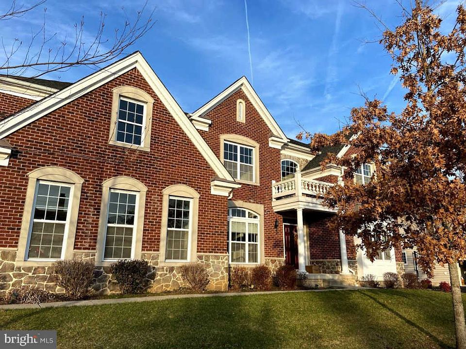 1st image of 62 Molly Ln