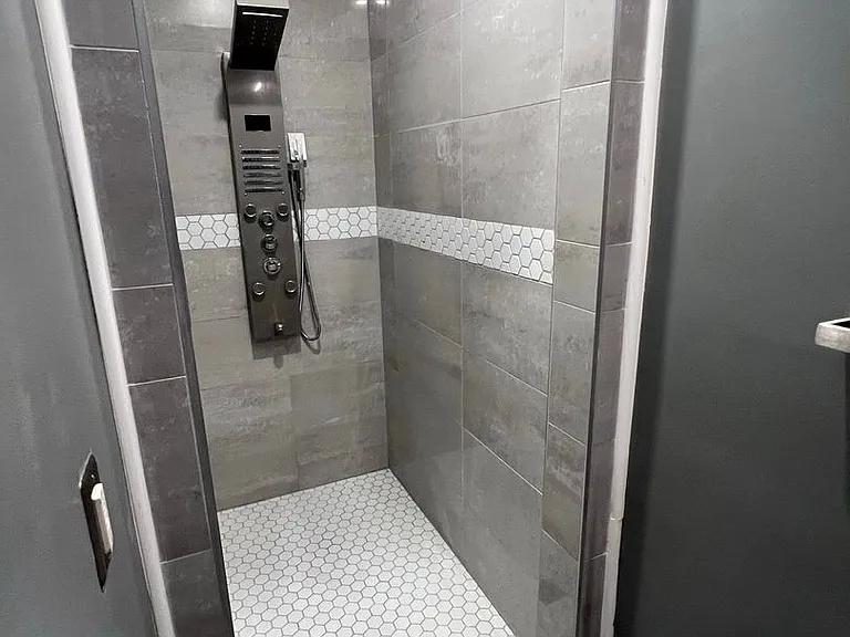 821 Tulip Poplar Way — Photo 11