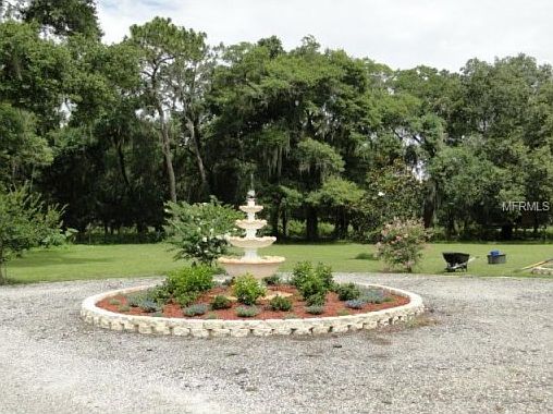 2nd image of 3897 Sterling Oaks Pl