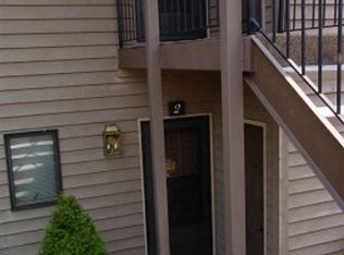 822 Chetola Lake Dr APT 4, Blowing Rock, NC 28605