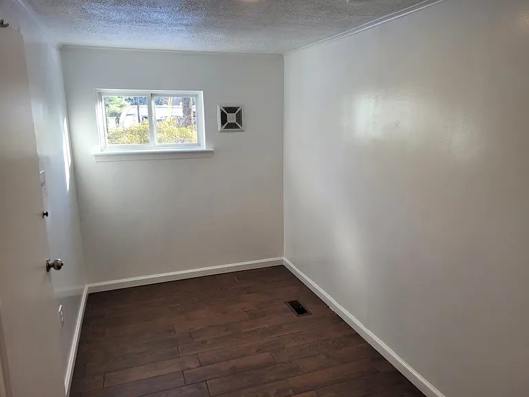 113 Tyler Dr — Photo 13