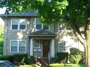 31 Brandon Rd #1, Milton, MA 02186