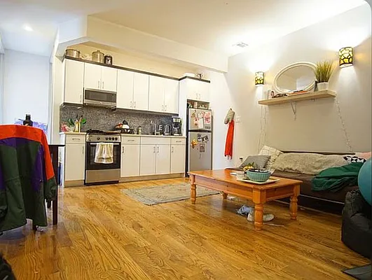 Rented by Lockbox Realty | media 13