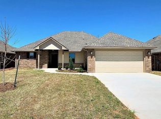 1735 W Trout Way, Mustang, OK 73064