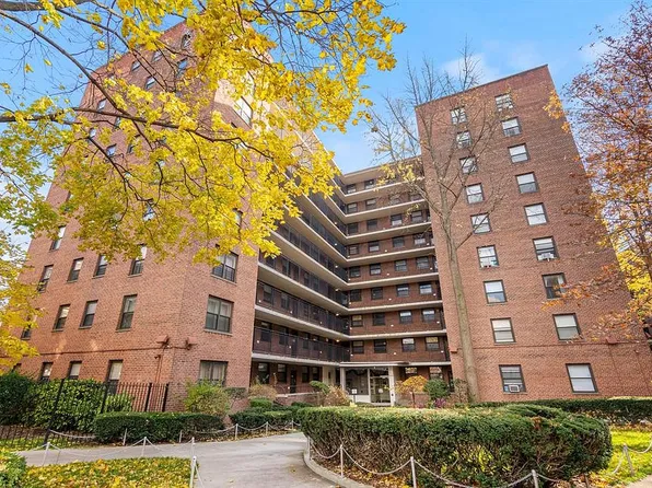 35-11 85th St #8N, Queens, NY 11372