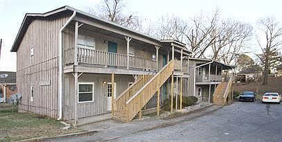 1st image of 1324 Hillcrest Ave #11243590