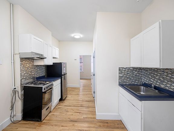 4th image of 9 Stanton St #4BB