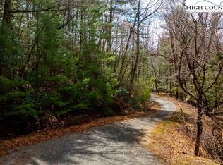 Hollyknoll Rd, Glade Valley, NC 28627