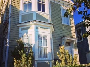 140 Spring St APT A, Charleston, SC 29403