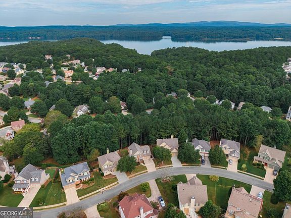 2nd image of 309 Laurel Glen Xing